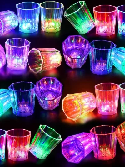 5/10/24 pcs-2oz led  Light Up Shot Glasses Flash Drinking Shot Cups Glow in The Dark