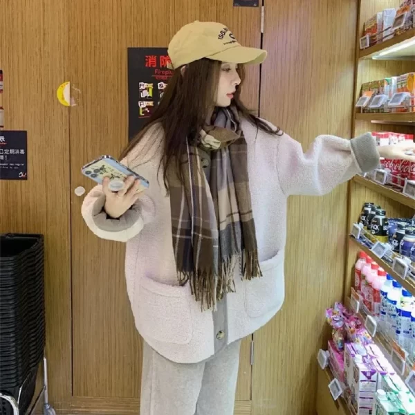 Korean Lamb Fur Coat for Women's New Autumn Winter 2023 Short Style Thickened Baseball Jacket Top Warm Overcoat Y2k Clothes - Image 3
